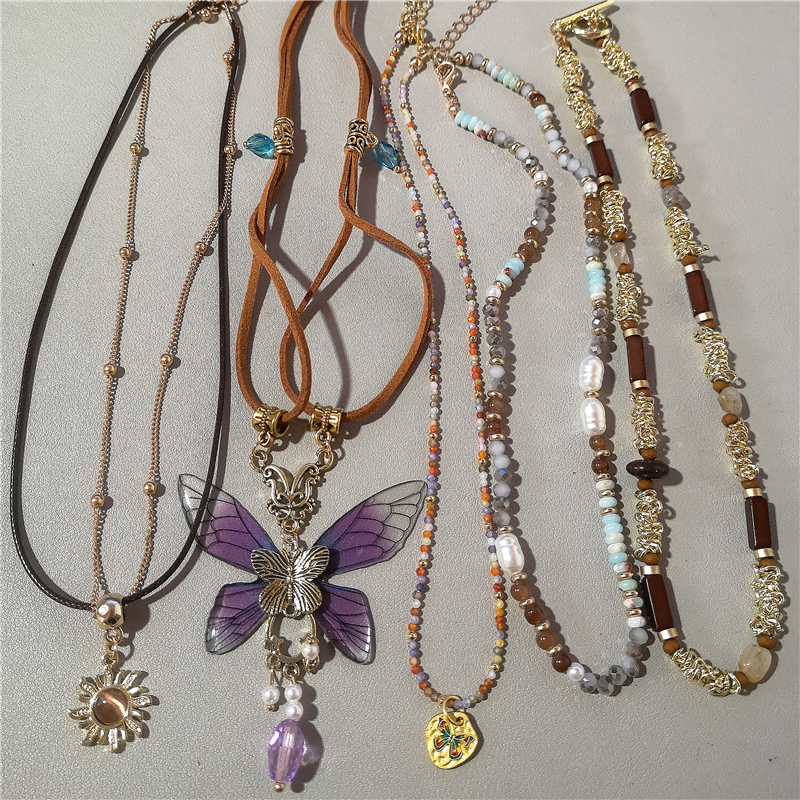 Women'S Emo Accessories - Vintage Resin Butterfly Brown Sun Pendant