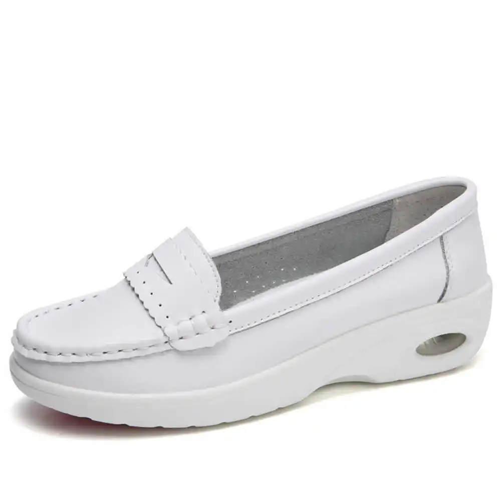 Thick Sole Slipon White Traine - Women Accessories Business Name Ideas reseña y precio