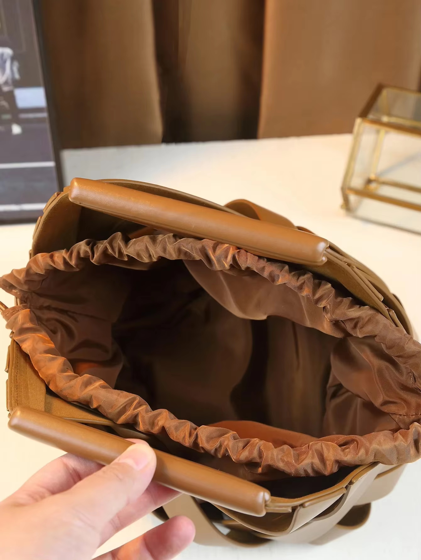 Trendy Vegan Leather Woven Tot - Women'S Accessories Handbags reseña y precio
