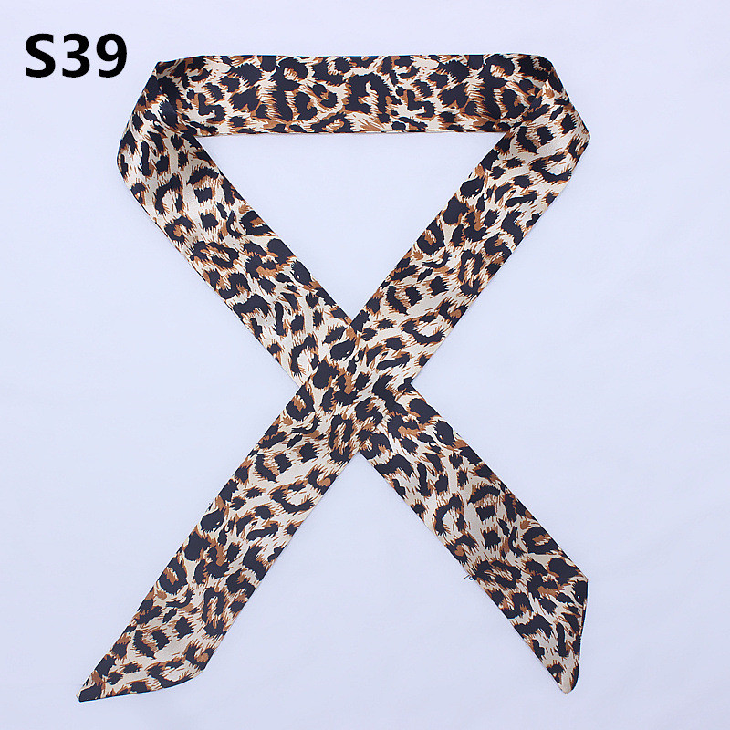 47 Colors Brand Bandana Small  - Women Accessories Brands reseña y precio