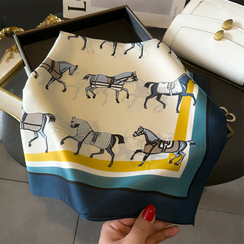 Luxury Brand 2026 Horse Print  - Women Accessories Brands reseña y precio