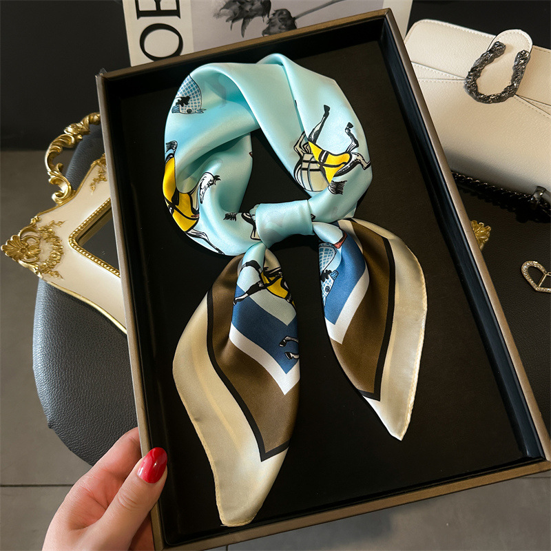 Luxury Brand 2026 Horse Print  - Women Accessories Brands reseña y precio