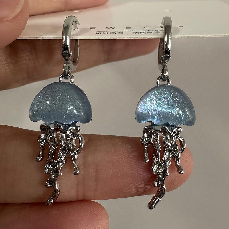 Cute Blue Jellyfish Ocean Pend - Women'S Emo Accessories reseña y precio