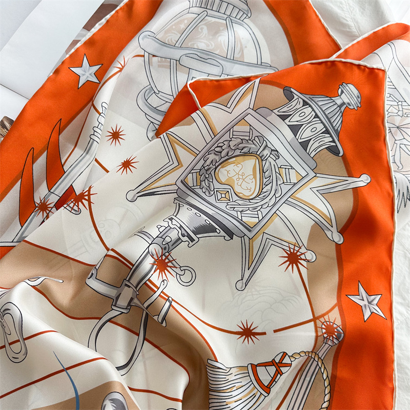 Luxury Brand Scarf Large Silk  - Women Accessories Brands reseña y precio