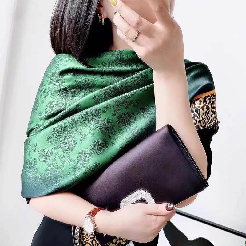 [BYSIFA] New Emerald Green Sil - Women Accessories Brands reseña y precio