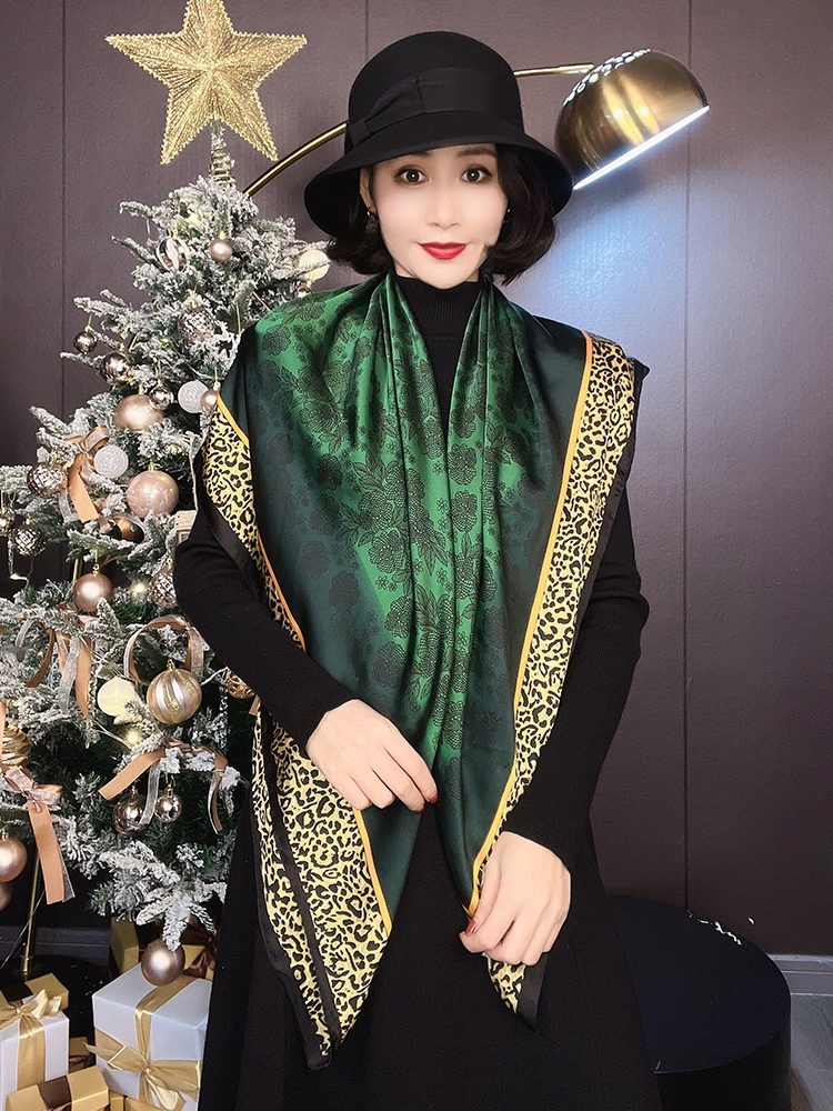 [BYSIFA] New Emerald Green Sil - Women Accessories Brands reseña y precio