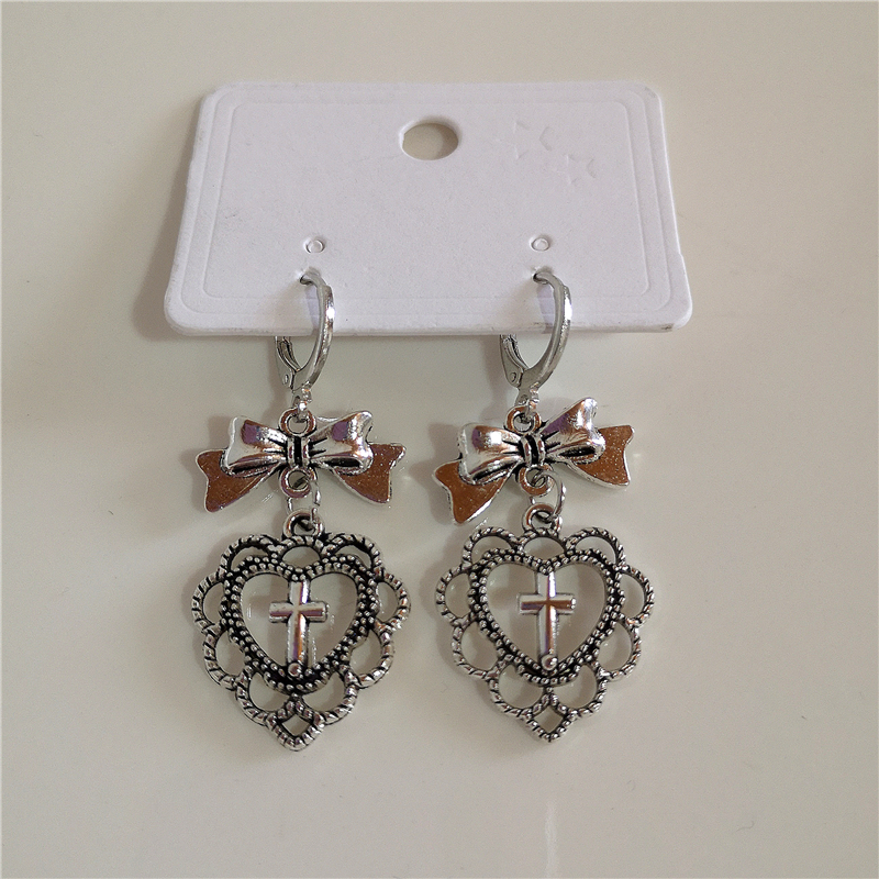 Gothic Vintage Love Heart Cros - Women'S Emo Accessories reseña y precio