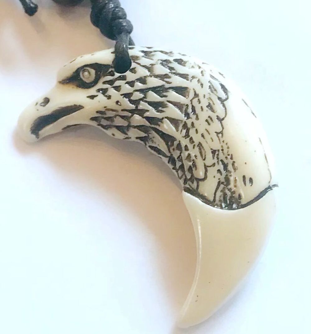 12 pcs Resin White Demon Eagle - Women'S Eagles Accessories reseña y precio