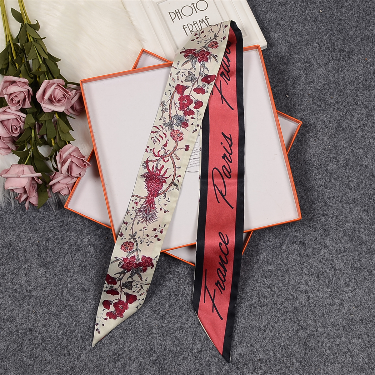 Flower Room Parrot Brand Scarf - Women Accessories Brands reseña y precio