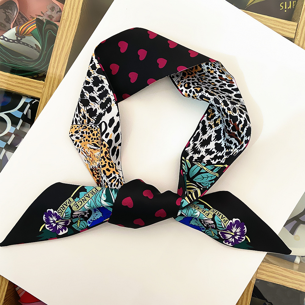 Brand Leopard Parrot Heart Sil - Women Accessories Brands reseña y precio